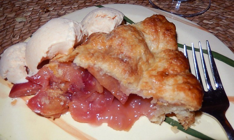 Gladys Gilbert's crabapple pie